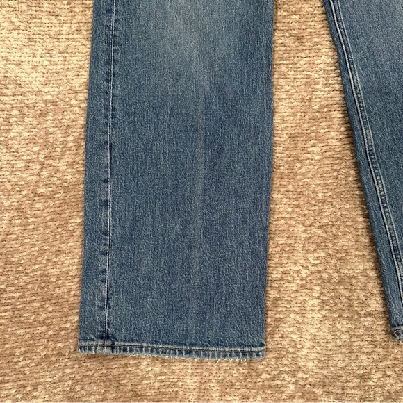 Abercrombie The 90’s High Rise Relaxed Leg Jean NWT - Picture 4 of 9